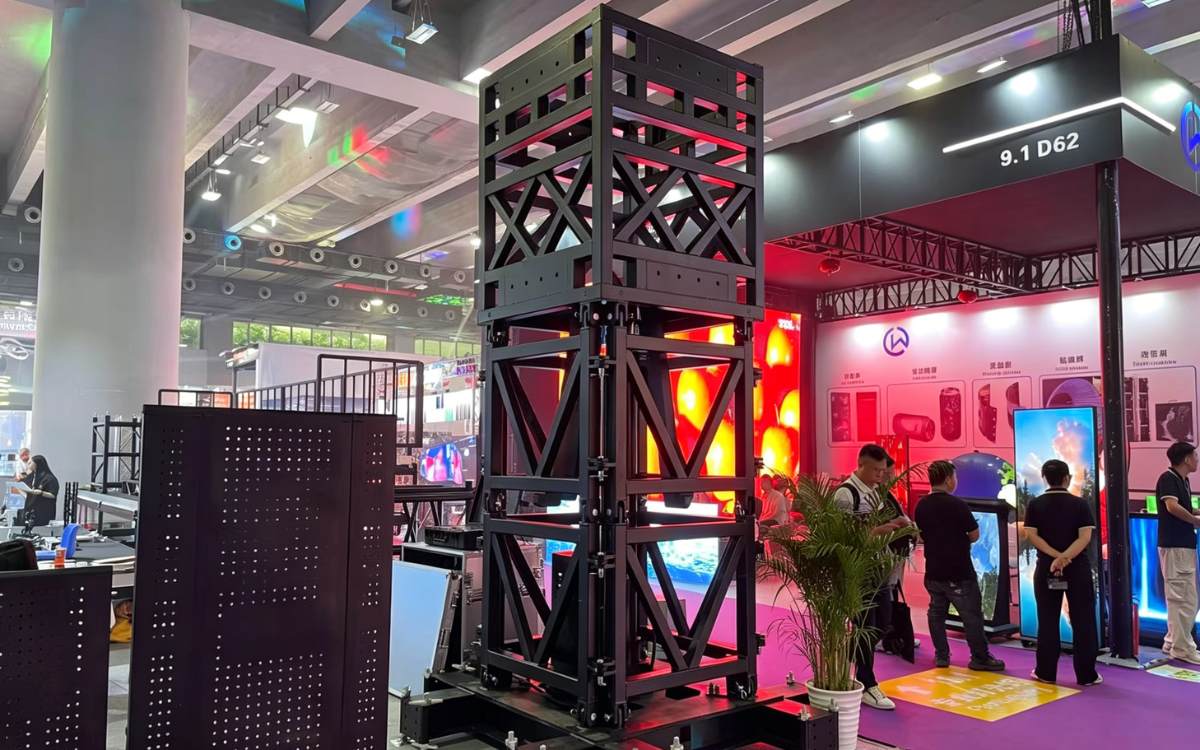 Mega Hydraulic Structure at PLSG 2026 Mega Hydraulic Structure at PLSG 2026
